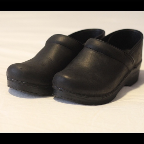 dansko clogs price